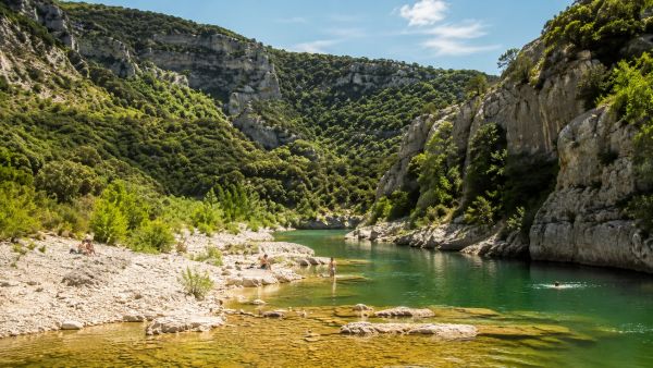 Comment profiter des baignades dans les gorges du Gardon