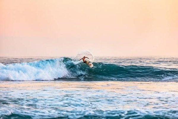 Découvrez les meilleurs sports nautiques à pratiquer lors de votre camping naturiste