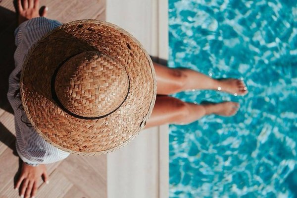 Guide complet des meilleurs campings naturistes en France